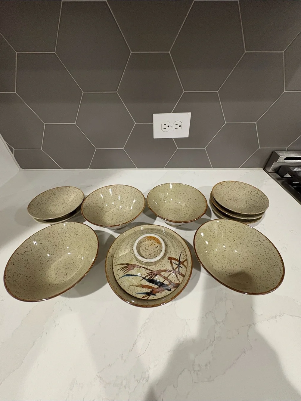Vintage Japanese Rice/Soup Bowls and Tea Bowl/Lid